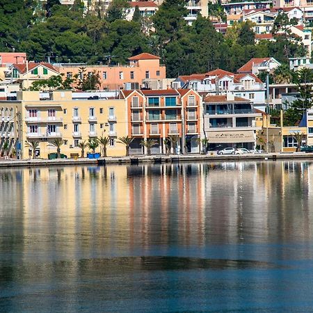 A & B Minimal Suite Ιι With Sea View In Argostoli Exterior foto