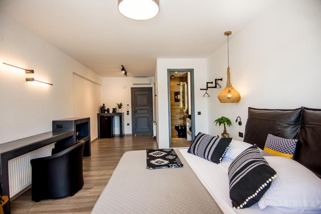 A & B Minimal Suite Ιι With Sea View In Argostoli Exterior foto