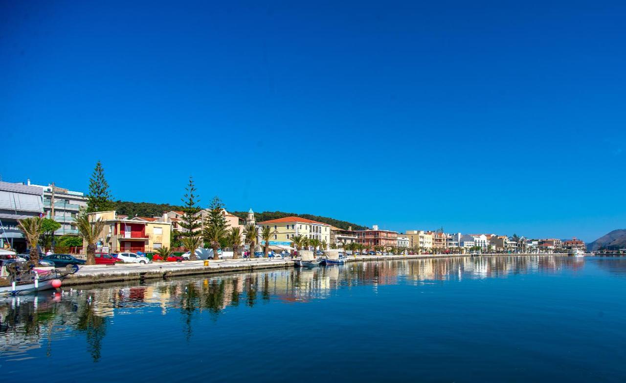 A & B Minimal Suite Ιι With Sea View In Argostoli Exterior foto